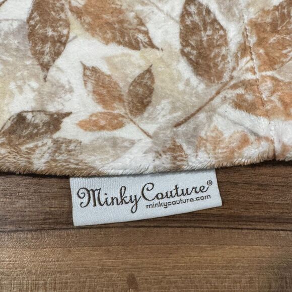 Minky Couture Plush Autumn Leaves Print Standard Size Pillowcase Soft - Picture 6 of 8